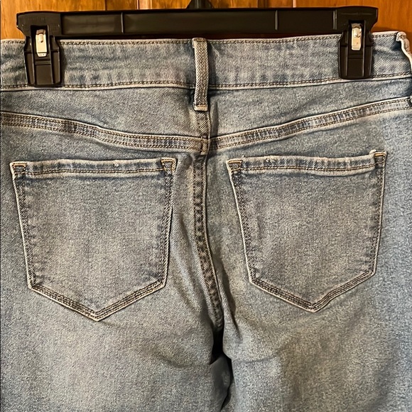 Old Navy skinny Jean - Picture 4 of 4